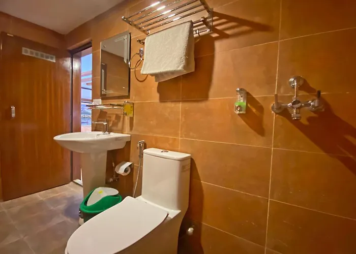 Malati Hotel *