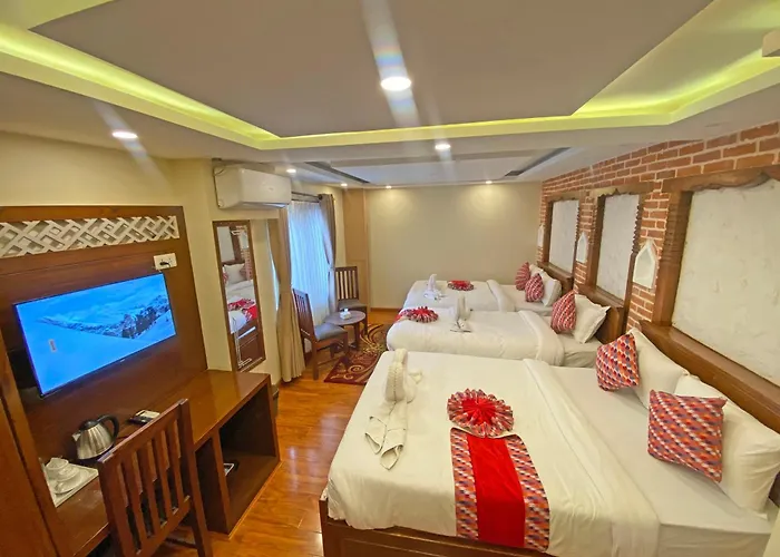 Malati Hotel *